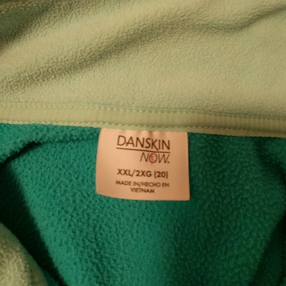 Danskin Fleece 1/4 zip jacket - Picture 3 of 4
